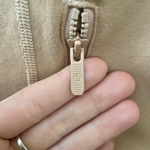 Lululemon define - Picture 4 of 9